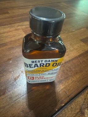 DukeCannon Best Damn Beard Oil —3oz
Sent-Redwood